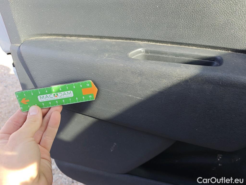  Dacia  Dokker DACIA  / 2013 / 4P / furgón derivado de turismo Van Essential Blue dCi 70kW (95CV) #32