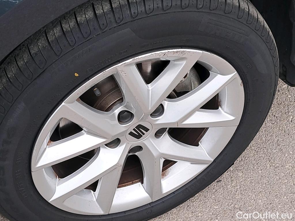  Land Rover  Discovery SEAT Nuevo León / 2020 / 5P / berlina con portón 1.0 TSI 81kW S&S Style Go (AC) #12