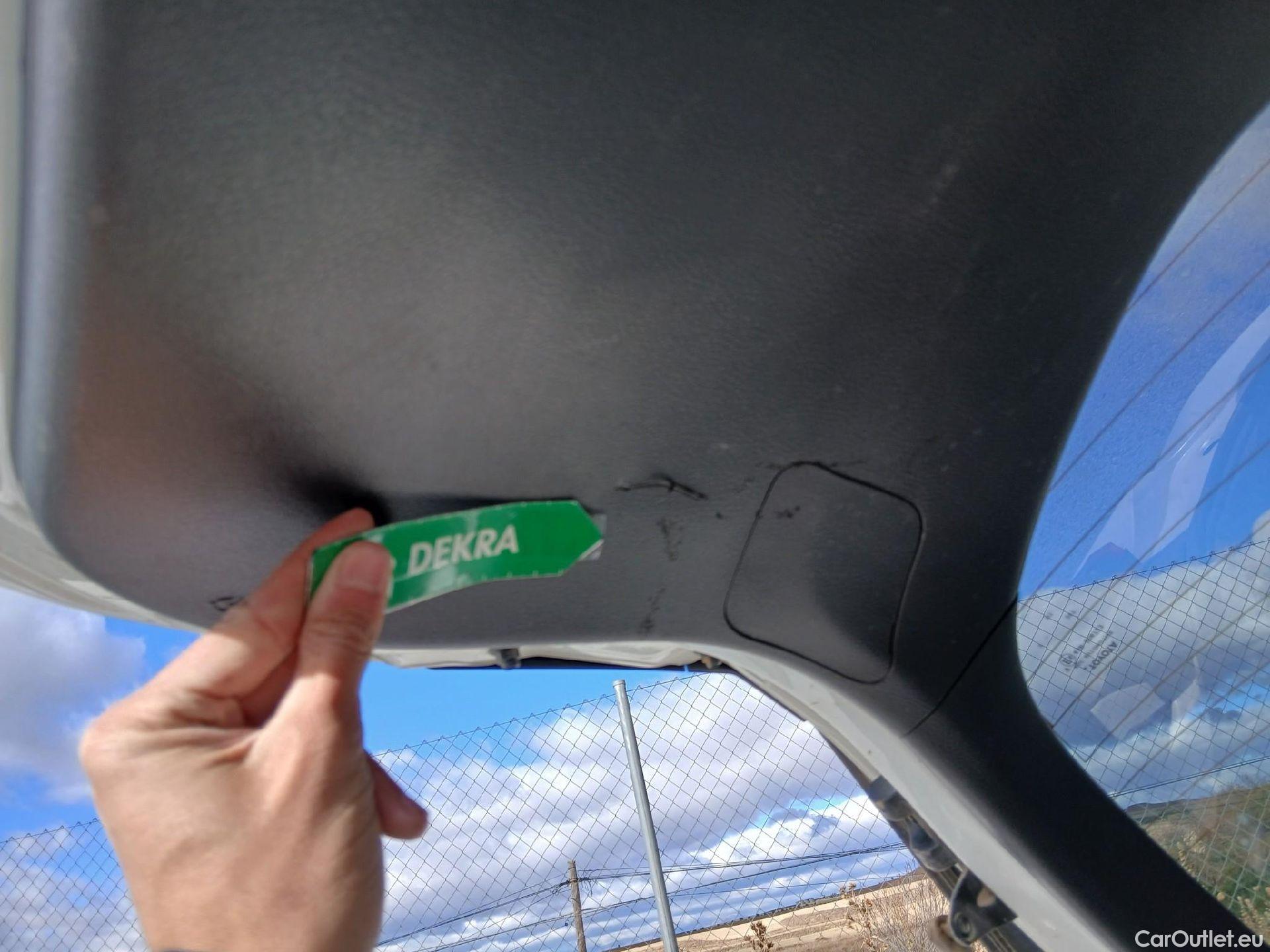  Toyota  C-HR TOYOTA  / 2019 / 5P / todoterreno 1.8 125H Advance #43