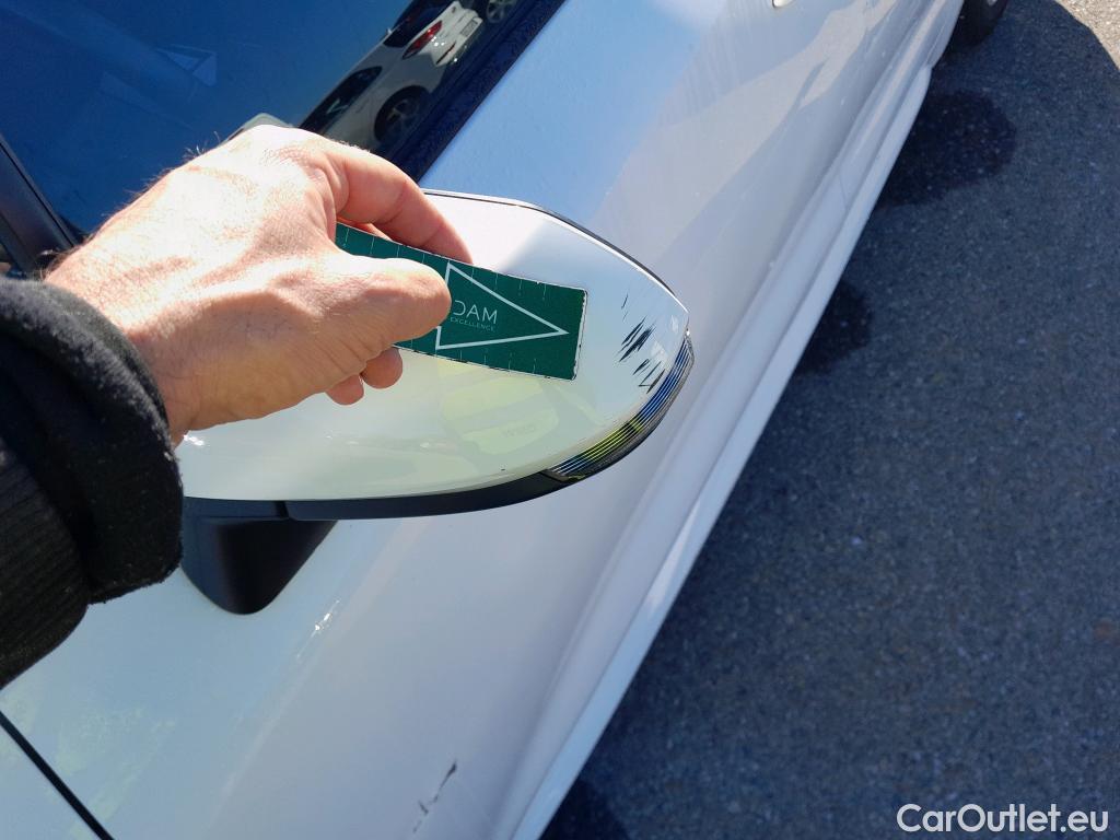  Toyota  Corolla TOYOTA  1.8 125H ACTIVE TECH E-CVT #24