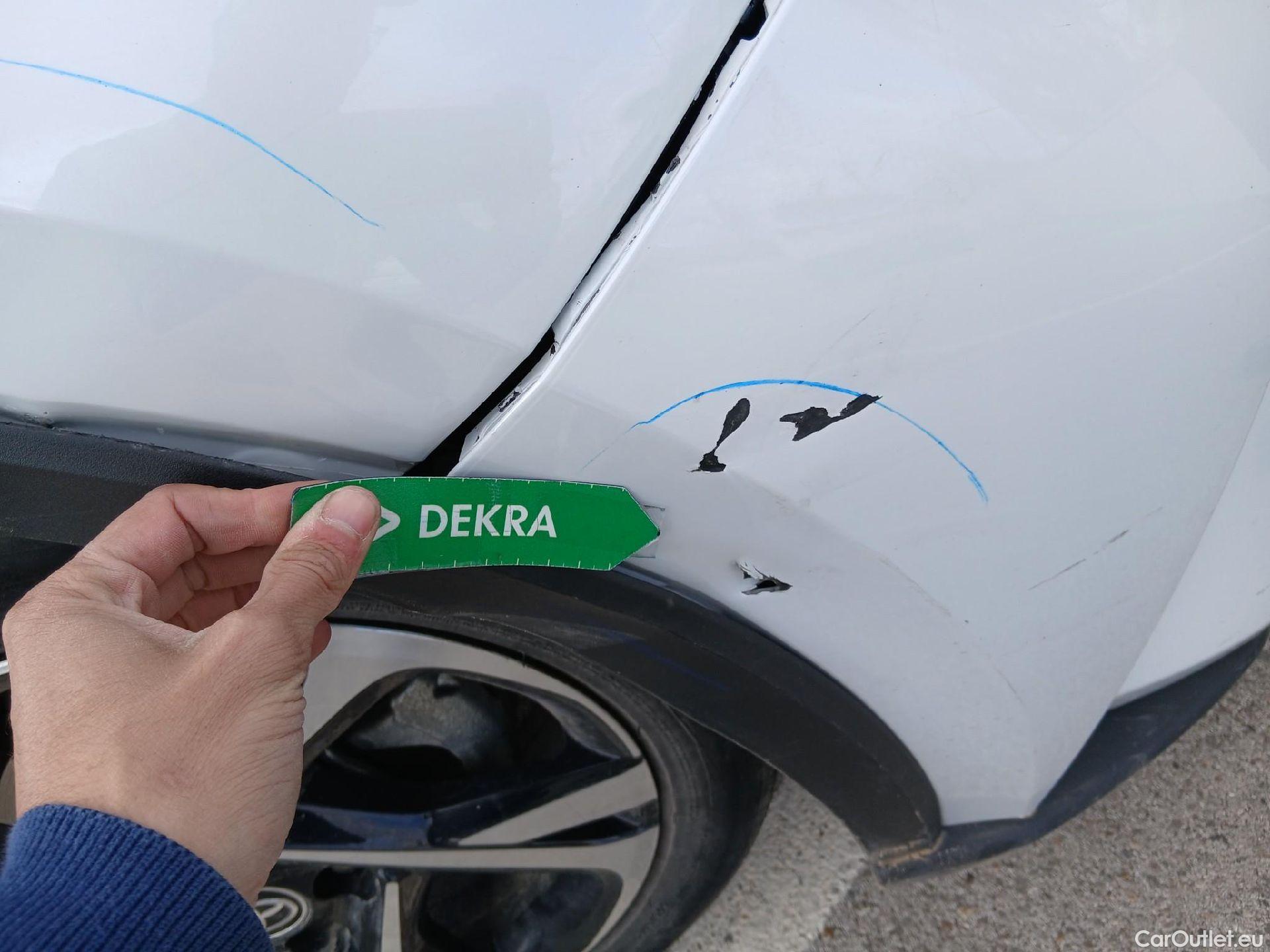  Toyota  C-HR TOYOTA  / 2019 / 5P / todoterreno 1.8 125H Advance #7