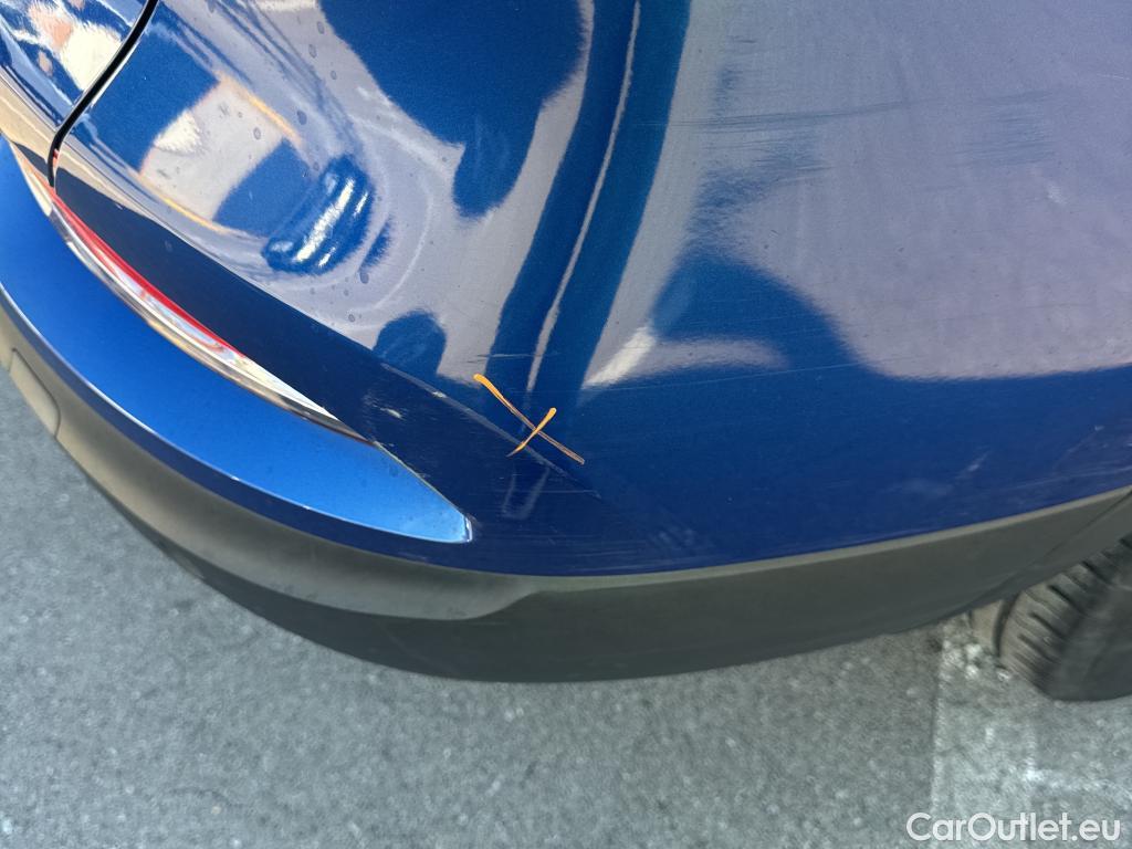  Renault  Kadjar RENAULT  / 2019 / 5P / crossover Intens Blue dCi 85kW (115CV) #41