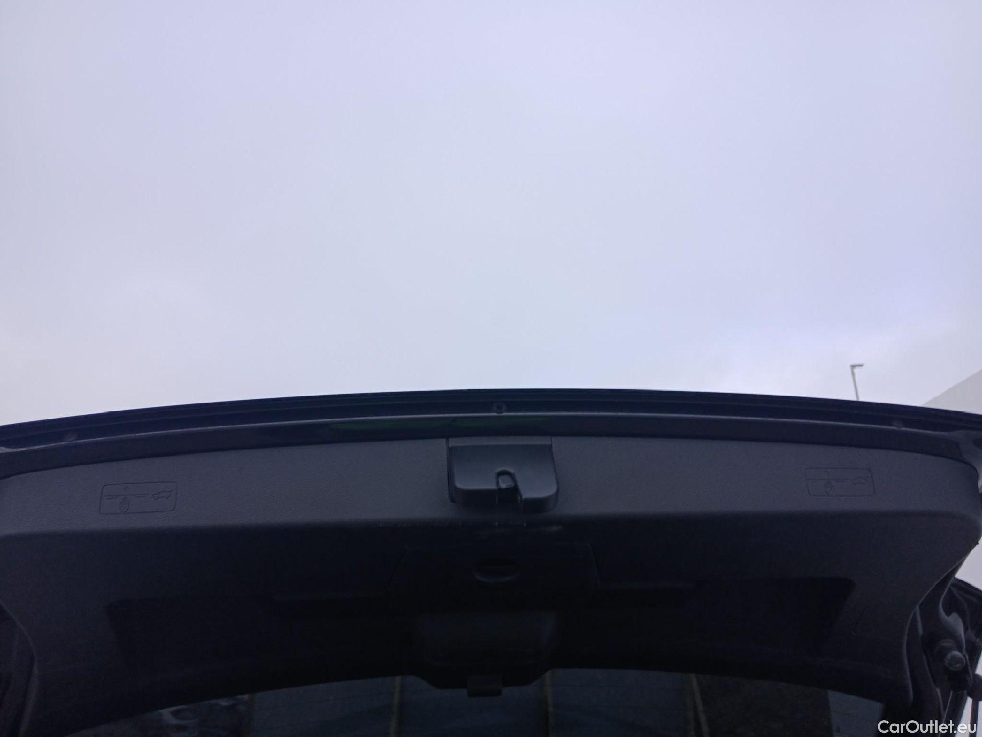  Volkswagen  Polo VOLKSWAGEN  / 2021 / 5P / berlina con portón Life 1.0 TSI 70kW (95CV) #26