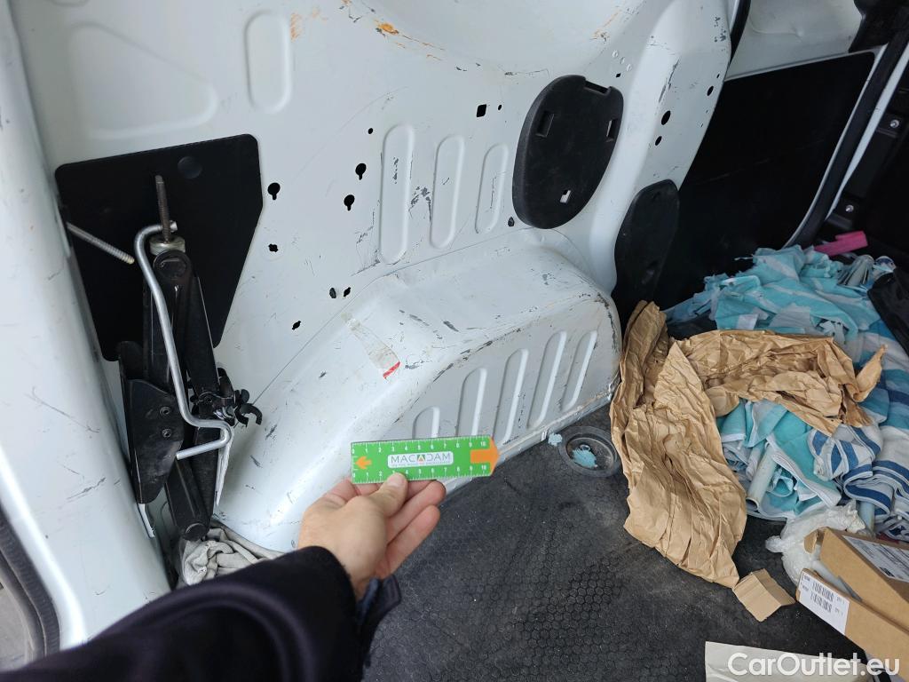  Dacia  Dokker DACIA  / 2013 / 4P / furgón derivado de turismo Van Essential Blue dCi 70kW (95CV) #11