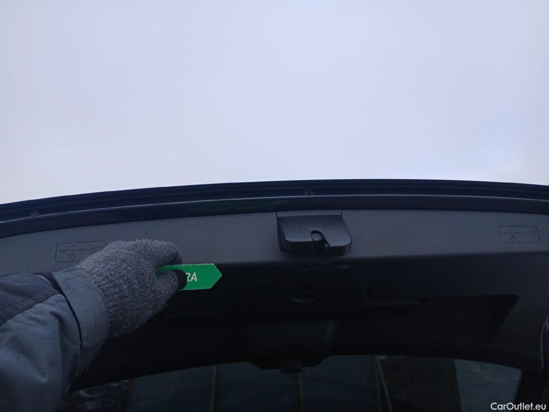  Volkswagen  Polo VOLKSWAGEN  / 2021 / 5P / berlina con portón Life 1.0 TSI 70kW (95CV) #25