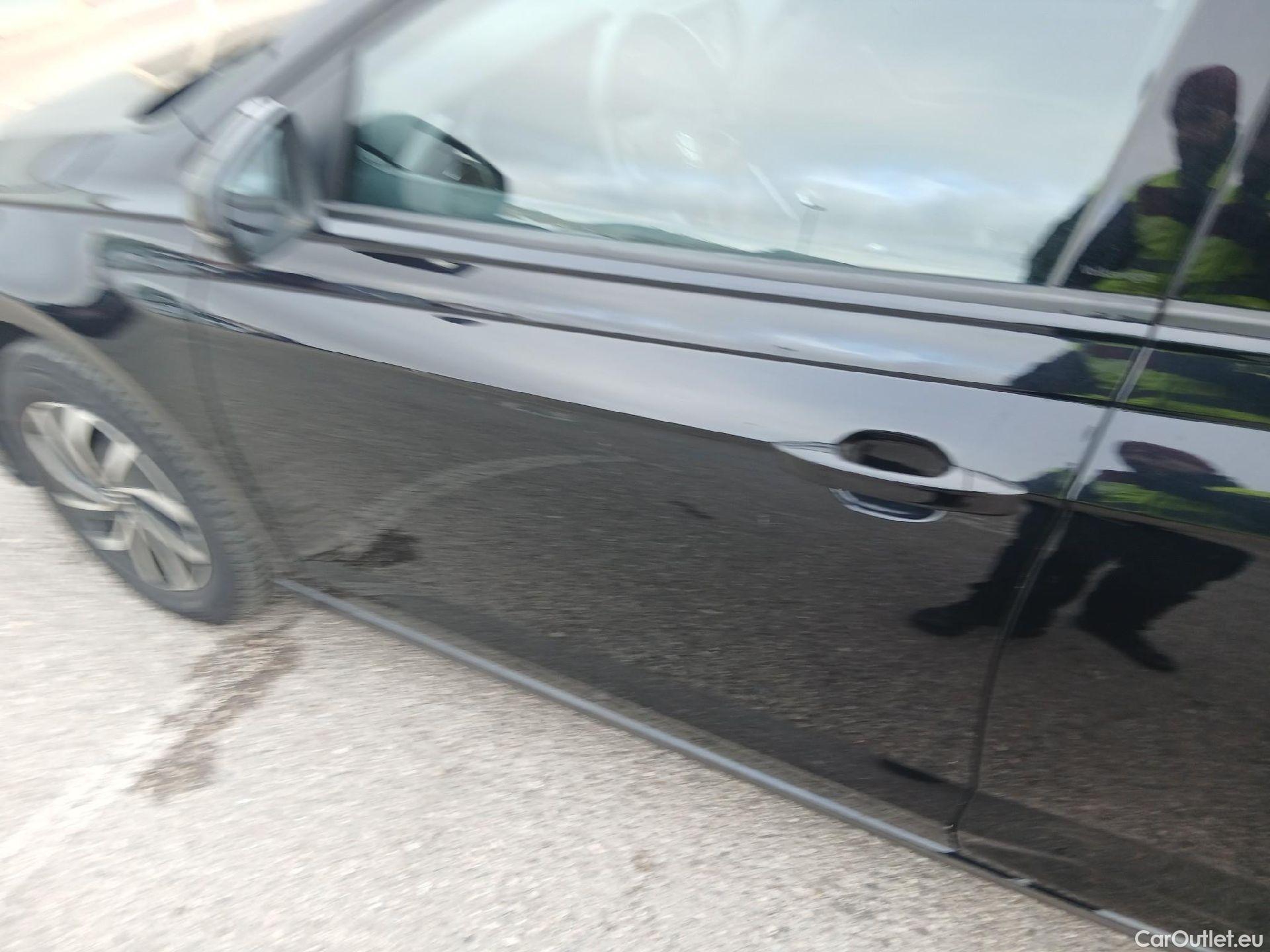  Volkswagen  Polo VOLKSWAGEN  / 2021 / 5P / berlina con portón Life 1.0 TSI 70kW (95CV) #7