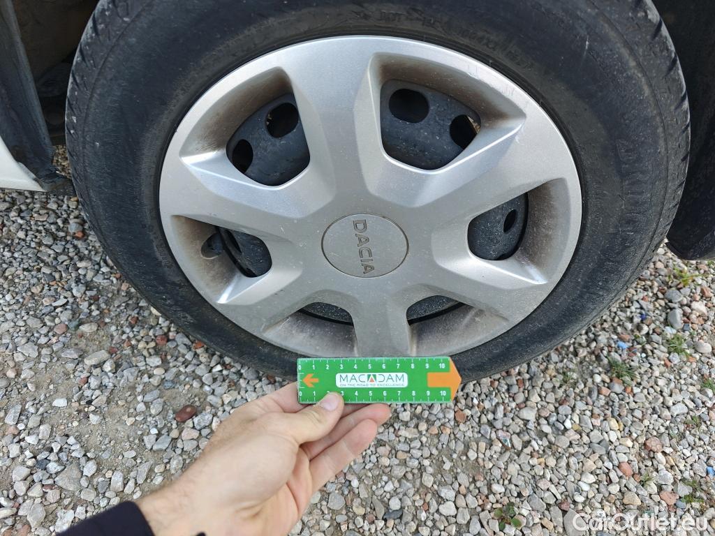  Dacia  Dokker DACIA  / 2013 / 4P / furgón derivado de turismo Van Essential Blue dCi 70kW (95CV) #58