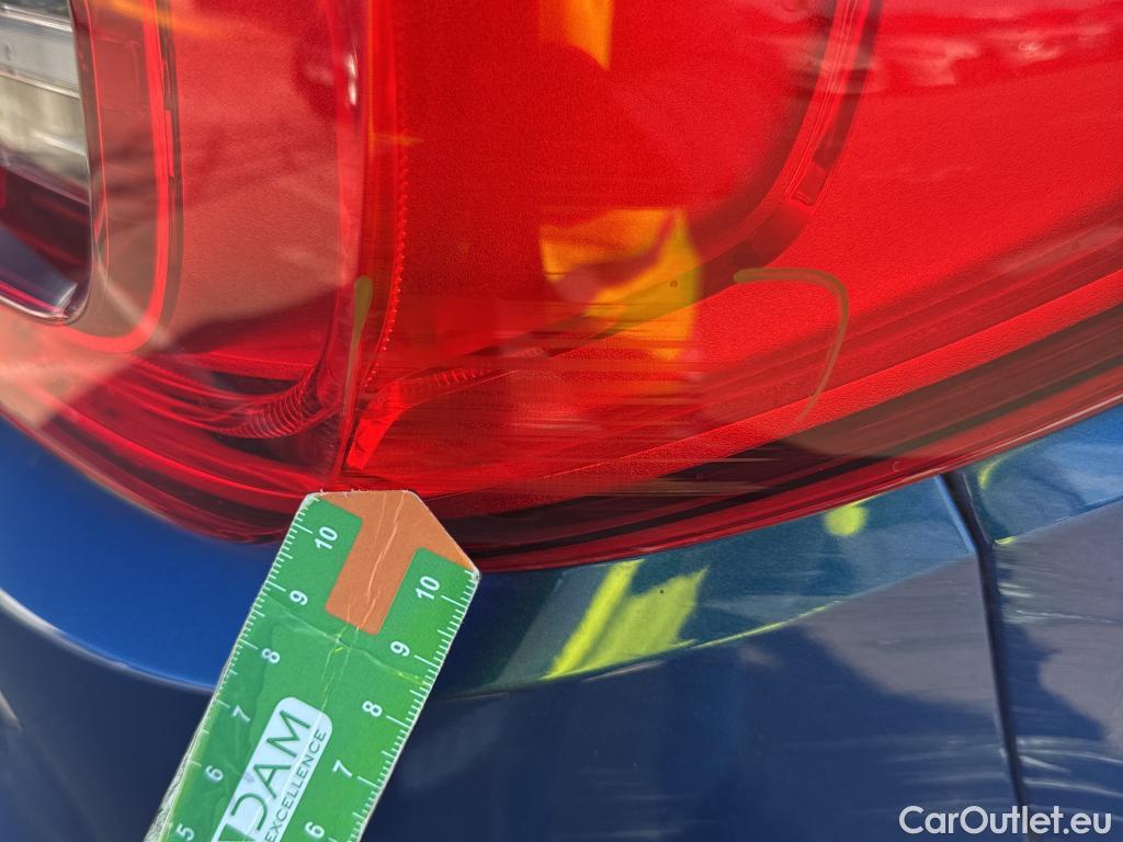  Renault  Kadjar RENAULT  / 2019 / 5P / crossover Intens Blue dCi 85kW (115CV) #4