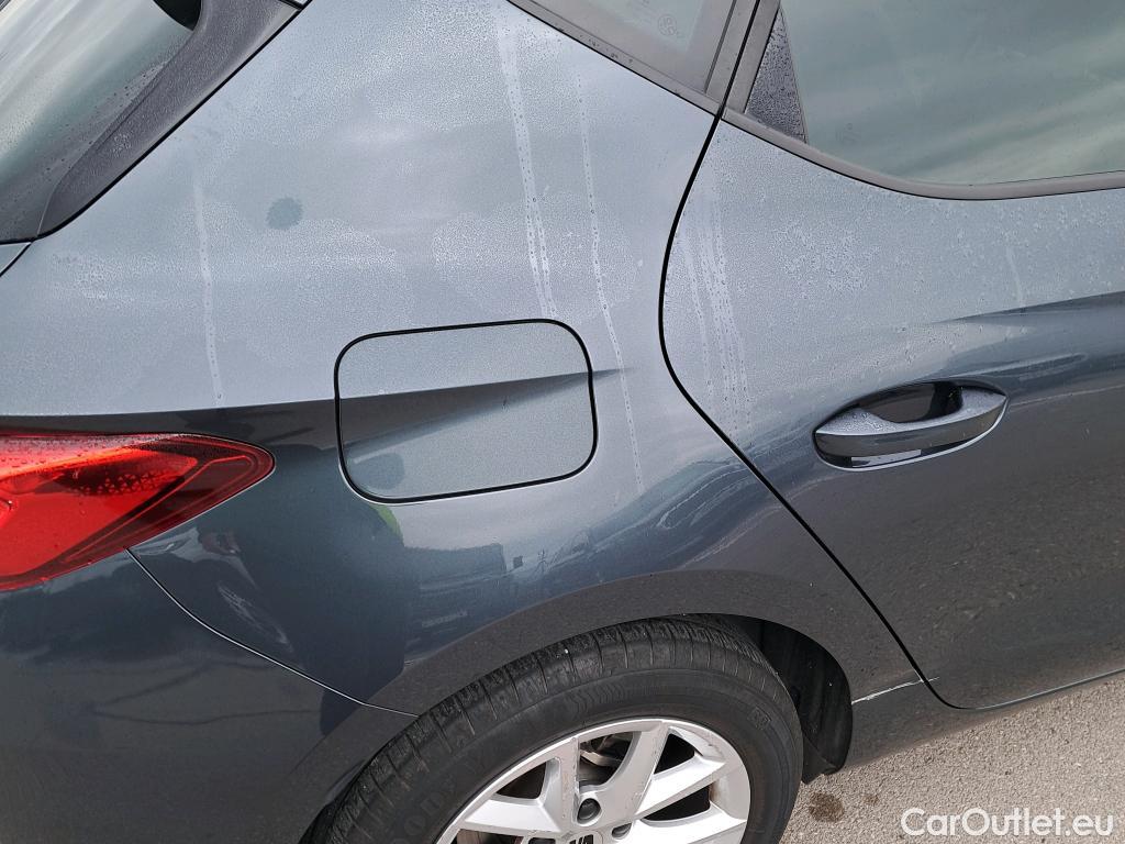  Land Rover  Discovery SEAT Nuevo León / 2020 / 5P / berlina con portón 1.0 TSI 81kW S&S Style Go (AC) #1