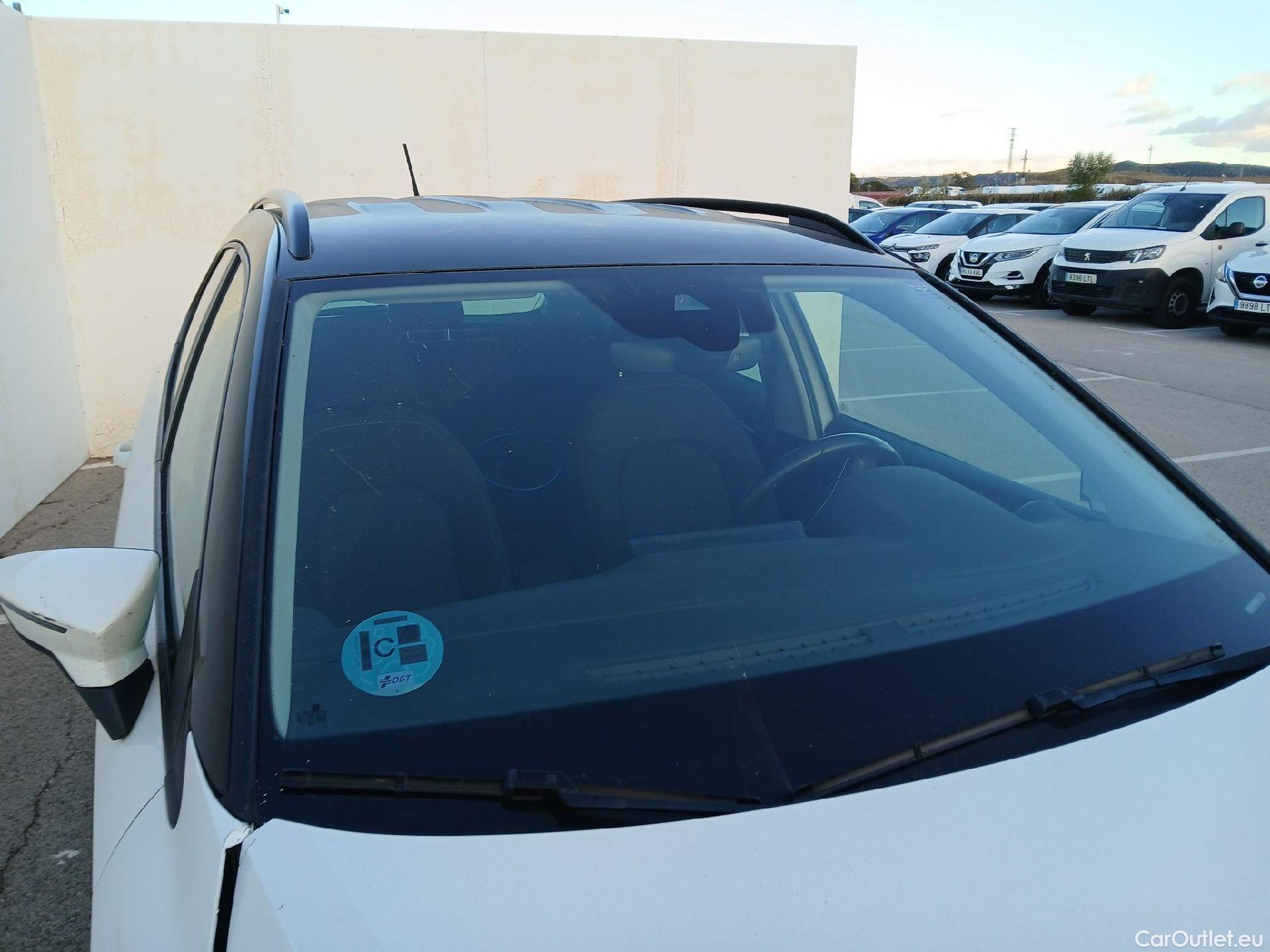  Seat  Arona SEAT  / 2017 / 5P / todoterreno 1.0 TSI 81kW (110CV) Style Plus (AC) #24