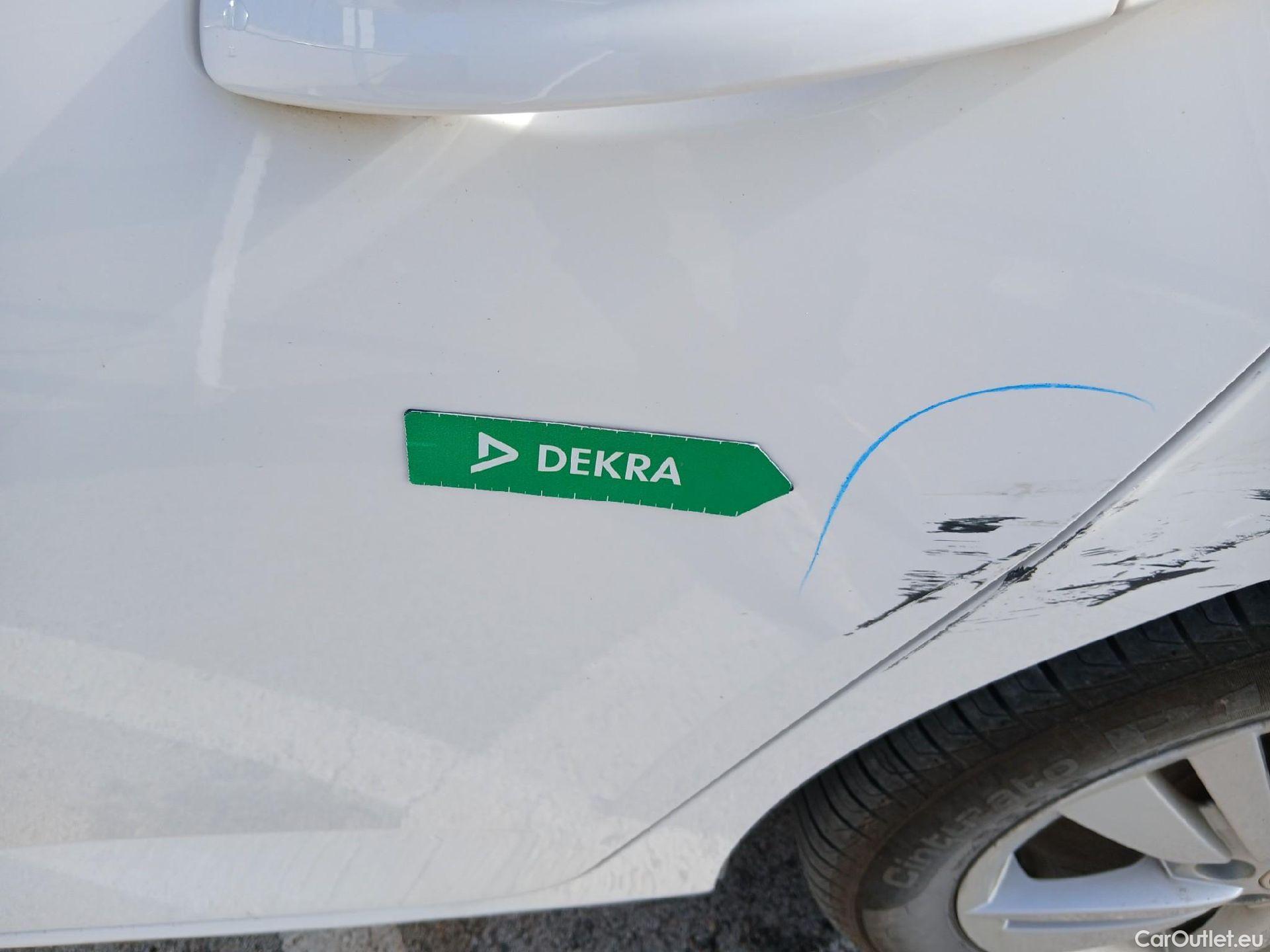  Skoda  Fabia SKODA  / 2018 / 5P / berlina con portón 1.0 TSI 81kW (110cv) Ambition Plus (CX) #11