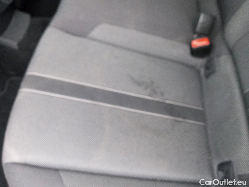  Volkswagen  T-ROC VOLKSWAGEN  / 2021 / 5P / todoterreno Life 2.0 TDI 110kW (150CV) #1