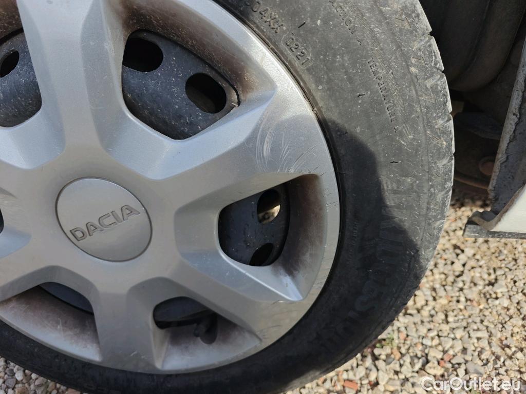  Dacia  Dokker DACIA  / 2013 / 4P / furgón derivado de turismo Van Essential Blue dCi 70kW (95CV) #41