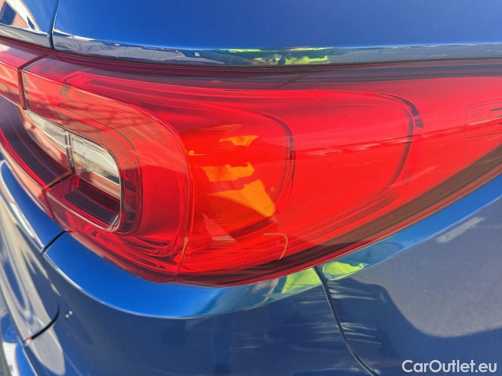  Renault  Kadjar RENAULT  / 2019 / 5P / crossover Intens Blue dCi 85kW (115CV) #3