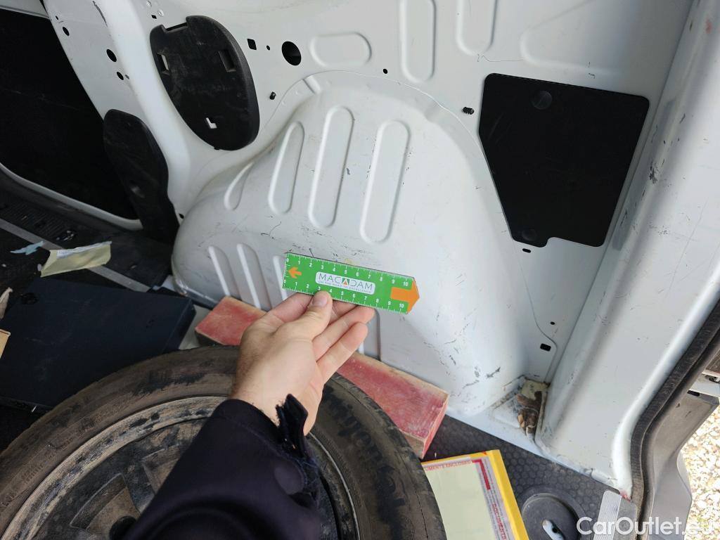  Dacia  Dokker DACIA  / 2013 / 4P / furgón derivado de turismo Van Essential Blue dCi 70kW (95CV) #10