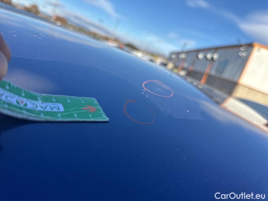  Renault  Kadjar RENAULT  / 2019 / 5P / crossover Intens Blue dCi 85kW (115CV) #25