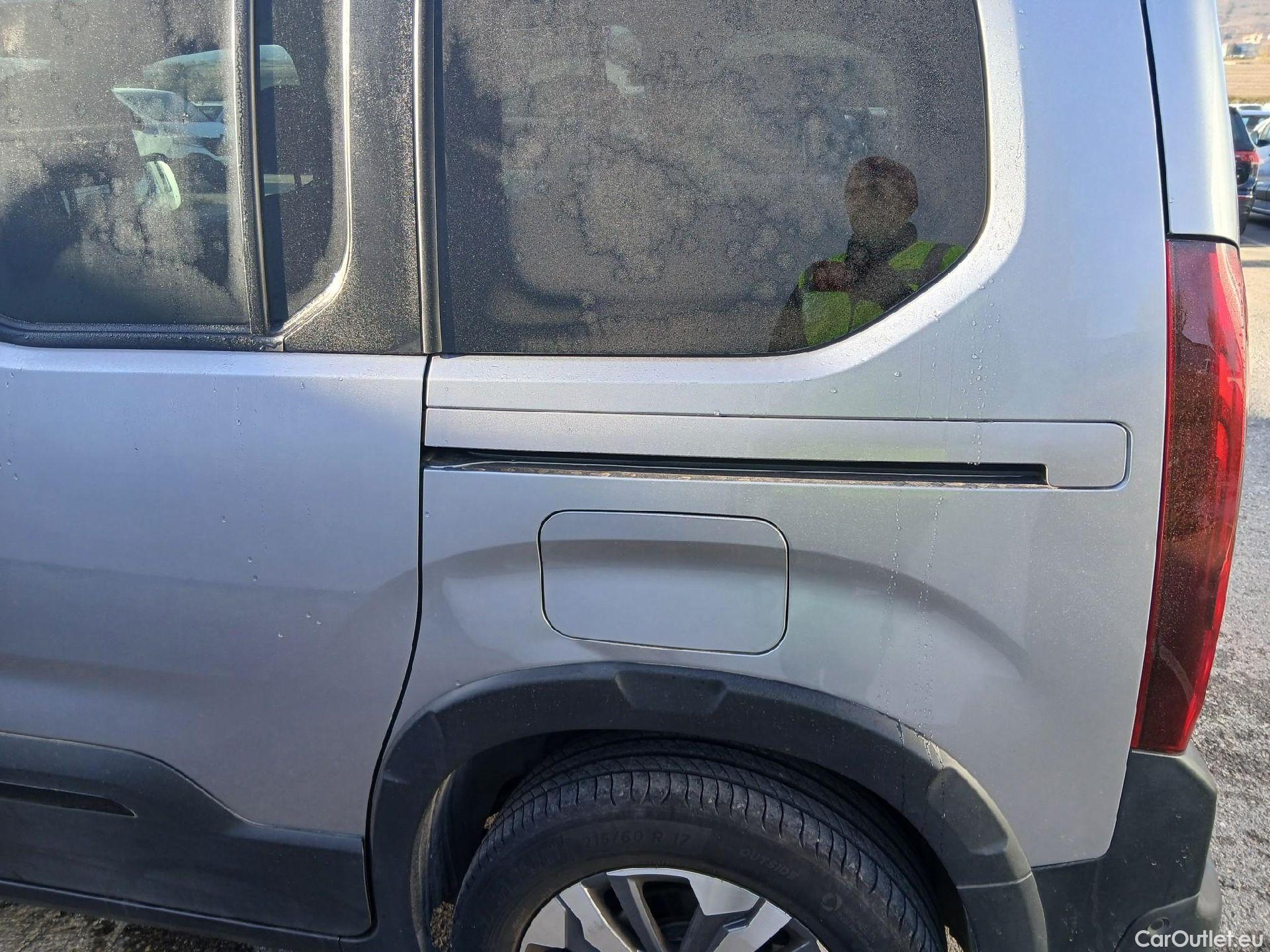  Peugeot  RIFTER PEUGEOT  / 2018 / 5P / monovolumen compacto GT Line Standard BlueHDi 96kW EAT8 #9