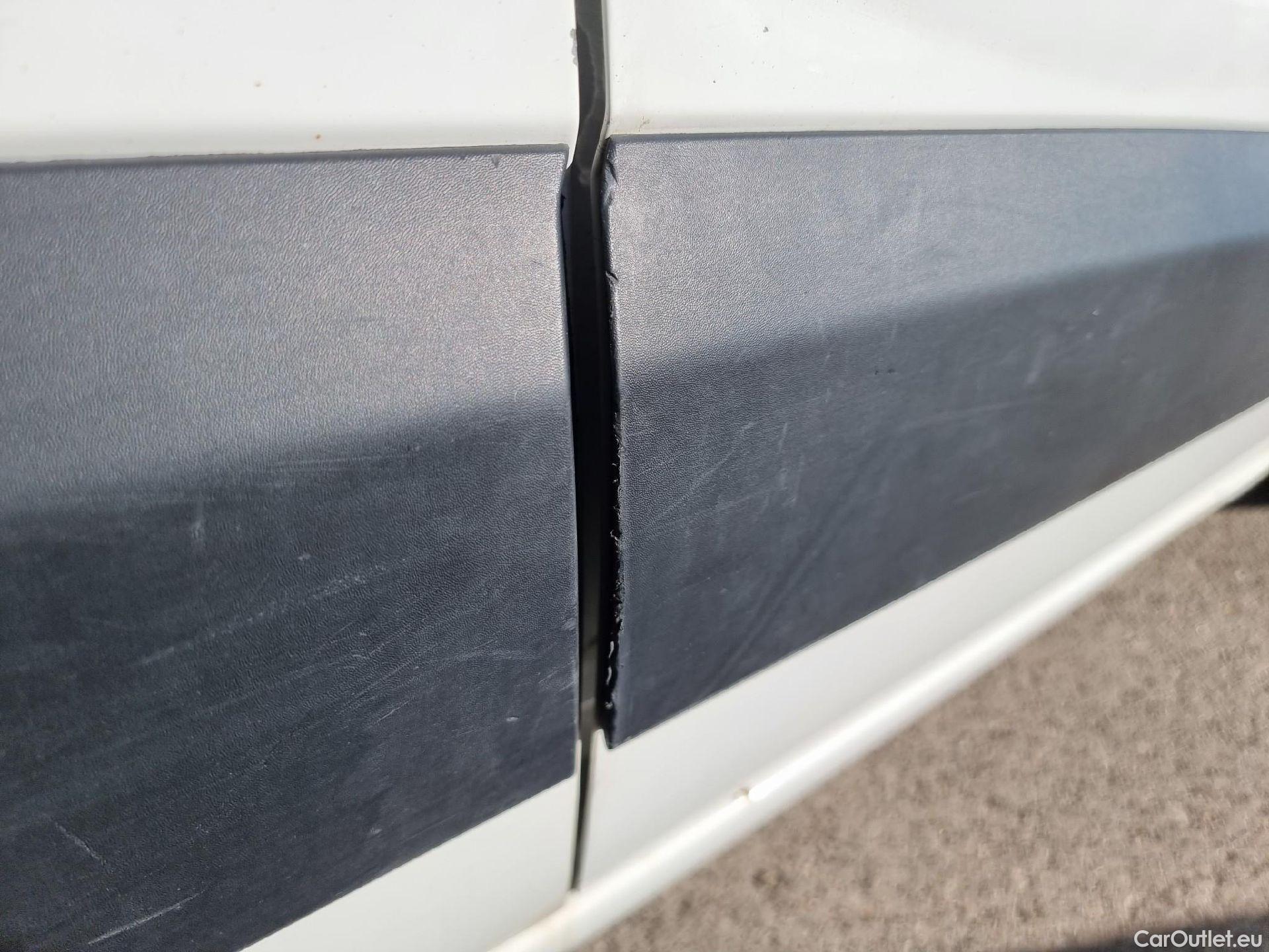  Peugeot  Partner PEUGEOT  / 2018 / 3P / furgón derivado de turismo Pro Standard 600kg BlueHDi 73kW (AC) #53