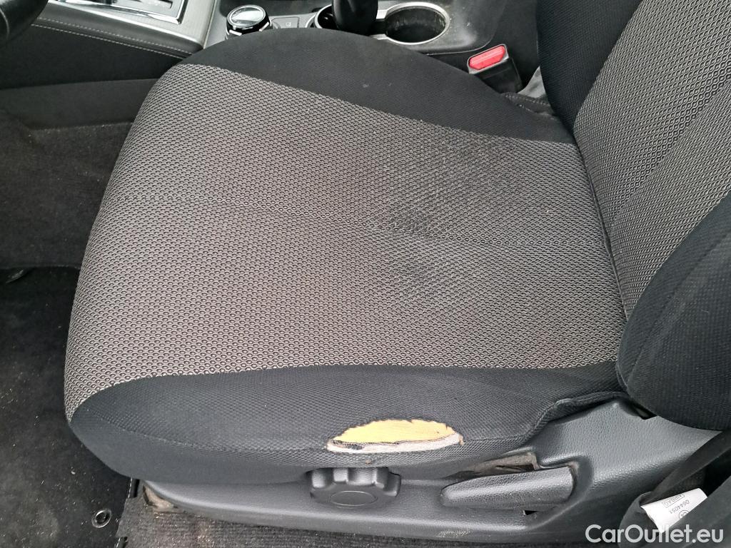  Mitsubishi  L200 MITSUBISHI  / 2019 / 4P / pickup doble cabina D/C 220 DI-D Motion Auto #3