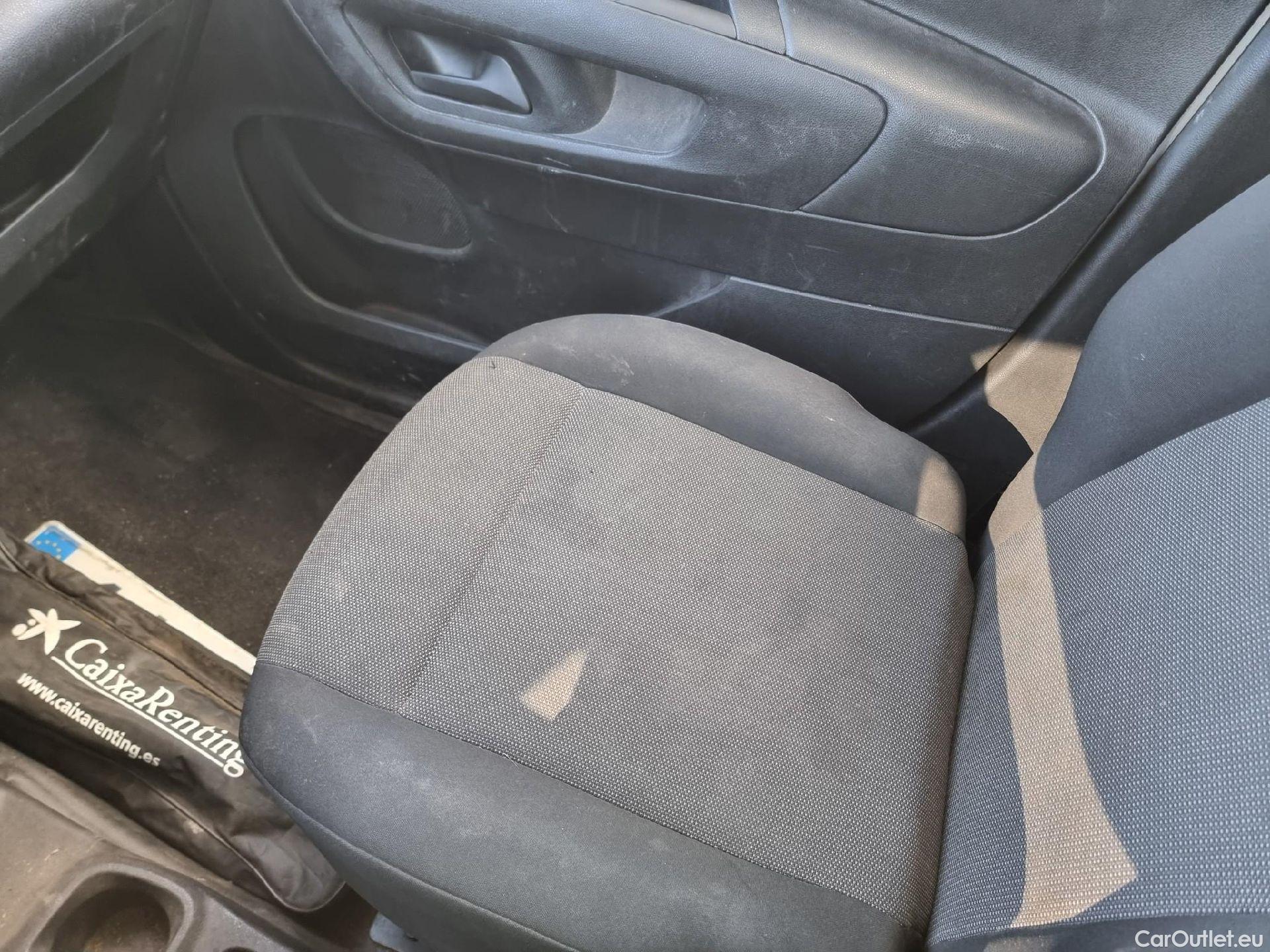  Peugeot  Partner PEUGEOT  / 2018 / 3P / furgón derivado de turismo Pro Standard 600kg BlueHDi 73kW (AC) #3