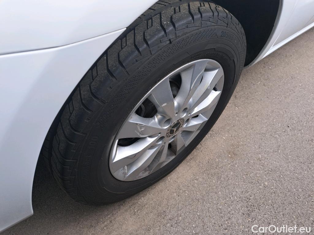  Mercedes  V-Klasse MERCEDES-BENZ Clase V / 2014 / 4P / monovolumen 220 d Clase V Extralargo #21