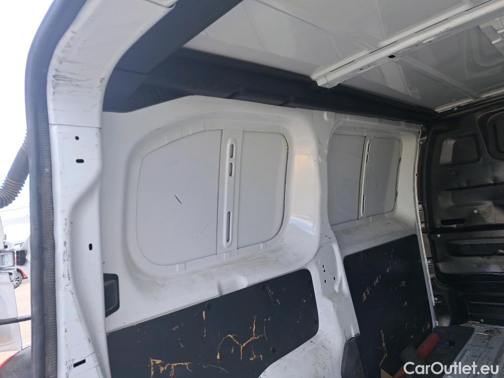  Peugeot  Expert PEUGEOT  / 2016 / 4P / furgón Furgón Premium 1.5 BlueHDi 100 Standard (AC) #12