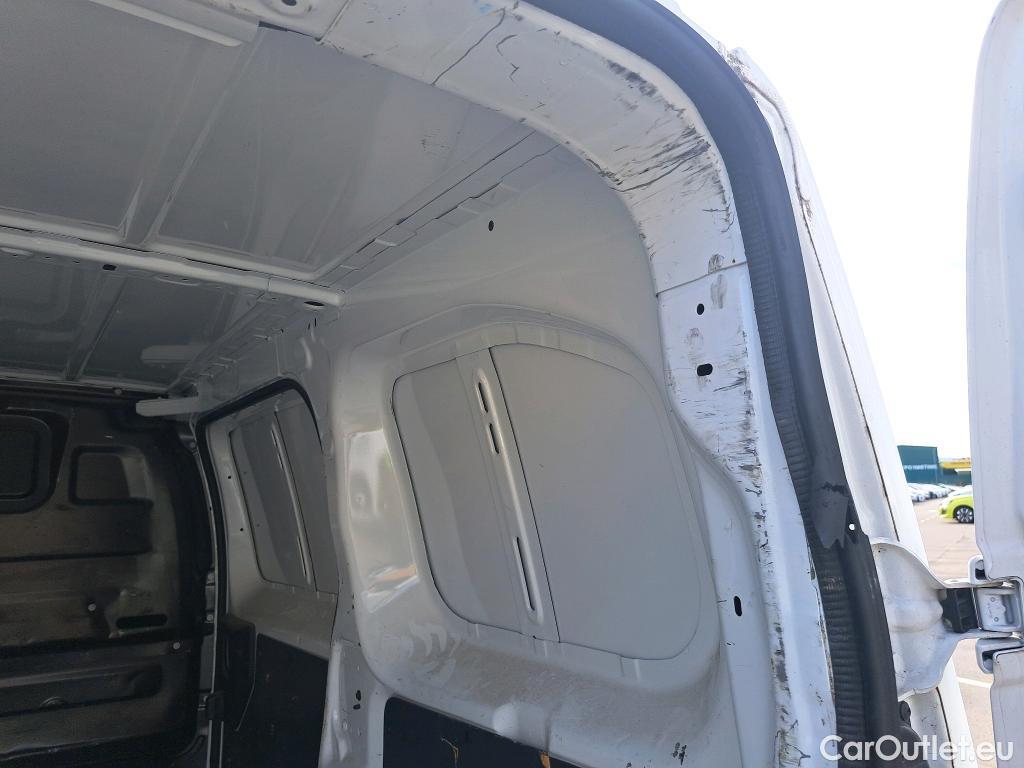  Peugeot  Expert PEUGEOT  / 2016 / 4P / furgón Furgón Premium 1.5 BlueHDi 100 Standard (AC) #11