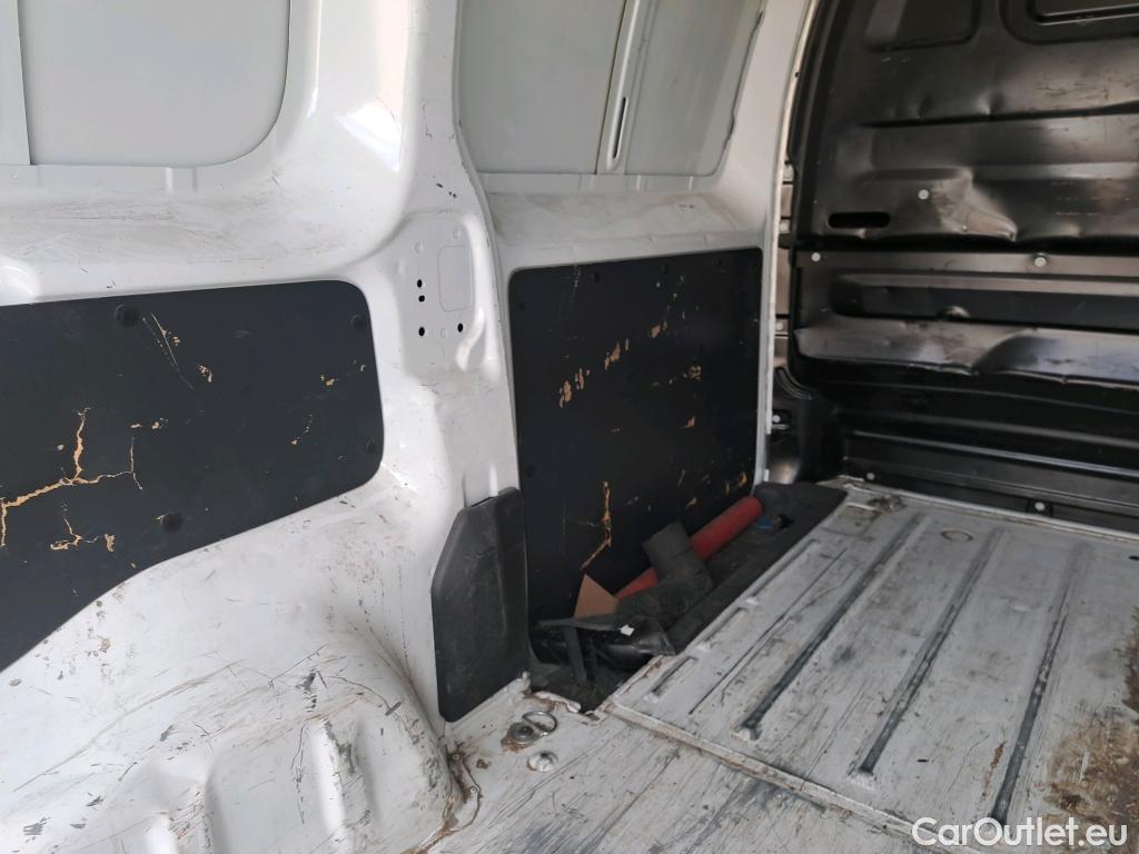  Peugeot  Expert PEUGEOT  / 2016 / 4P / furgón Furgón Premium 1.5 BlueHDi 100 Standard (AC) #42