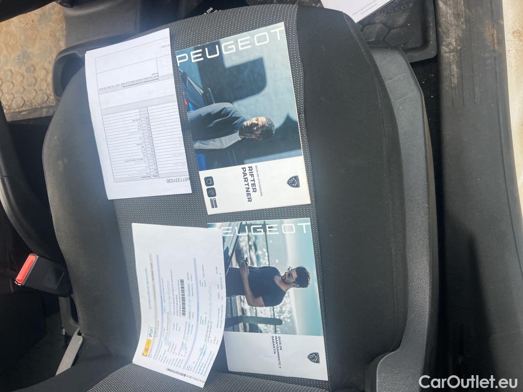  Peugeot  RIFTER PEUGEOT  / 2018 / 4P / monovolumen compacto Active Standard BlueHDi 73kW #11