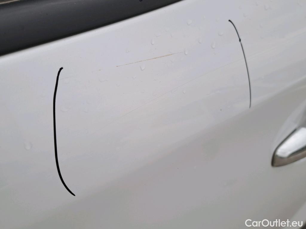  Mitsubishi  L200 MITSUBISHI  / 2019 / 4P / pickup doble cabina D/C 220 DI-D Motion Auto #8