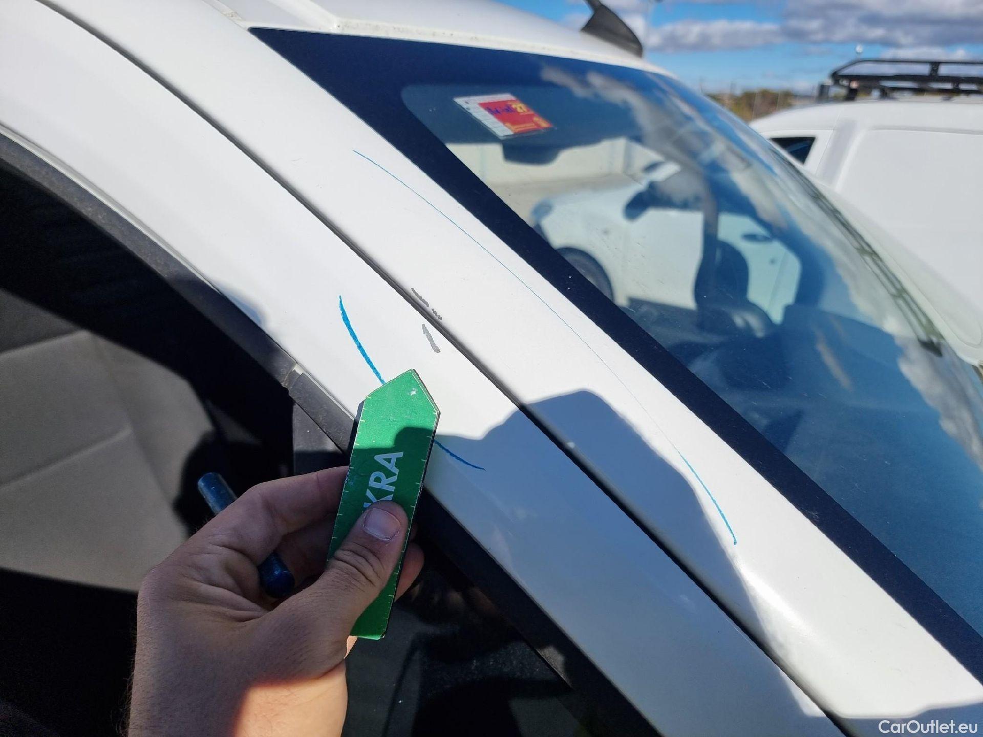  Peugeot  Partner PEUGEOT  / 2018 / 3P / furgón derivado de turismo Pro Standard 600kg BlueHDi 73kW (AC) #57