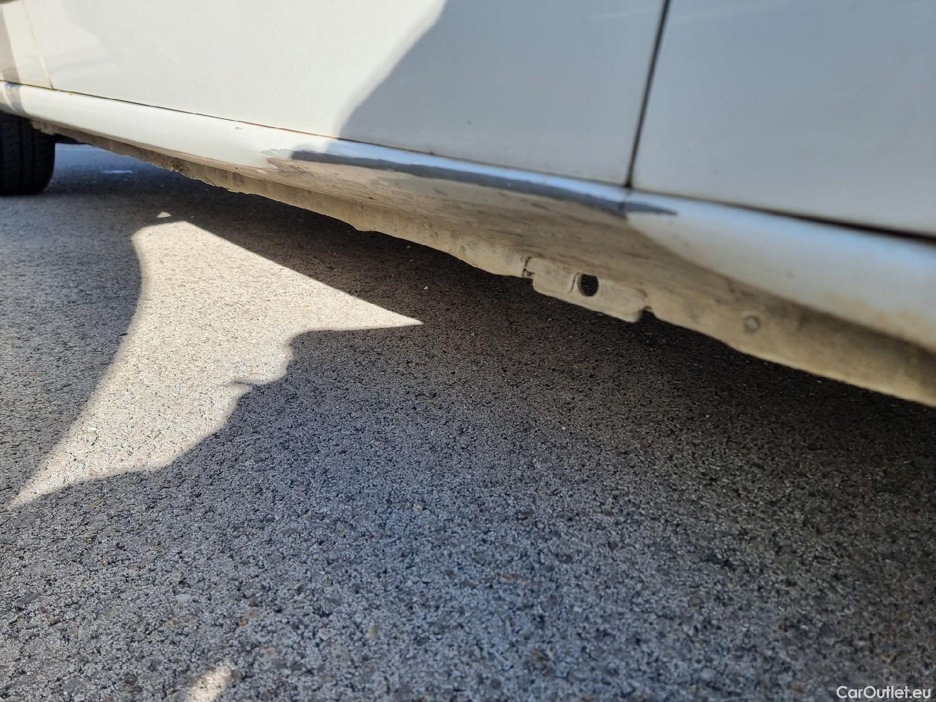  Peugeot  Partner PEUGEOT  / 2018 / 3P / furgón derivado de turismo Pro Standard 600kg BlueHDi 73kW (AC) #59