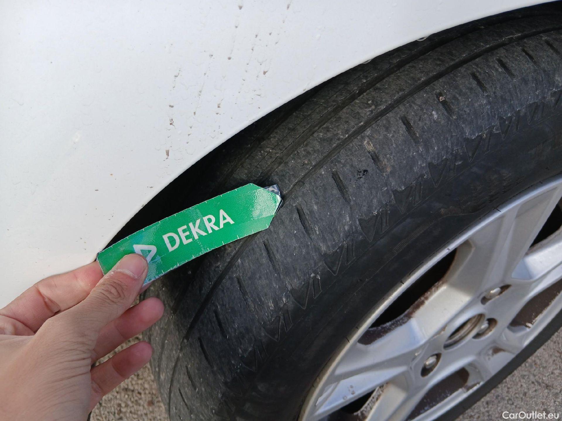  Ford  Transit Connect FORD Transit Courier / 2014 / 4P / combi Kombi 1.5 TDCi 56kW Trend #3