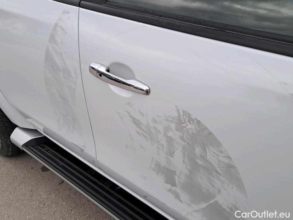  Mitsubishi  L200 MITSUBISHI  / 2019 / 4P / pickup doble cabina D/C 220 DI-D Motion Auto #5