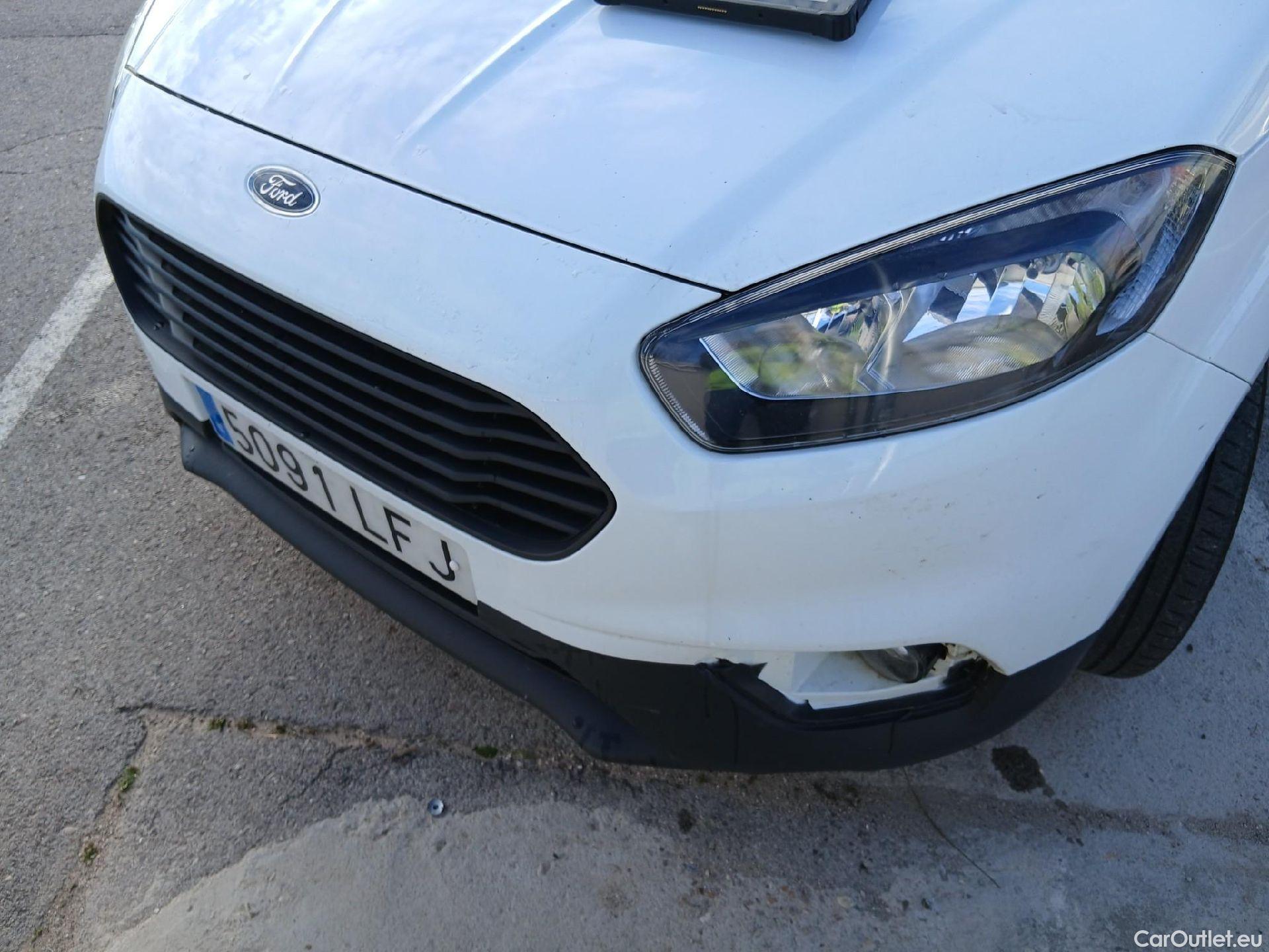  Ford  Transit Connect FORD Transit Courier / 2014 / 4P / combi Kombi 1.5 TDCi 56kW Trend #5