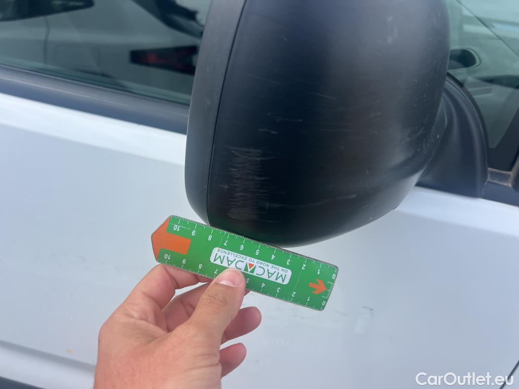  Peugeot  RIFTER PEUGEOT  / 2018 / 4P / monovolumen compacto Active Standard BlueHDi 73kW #20