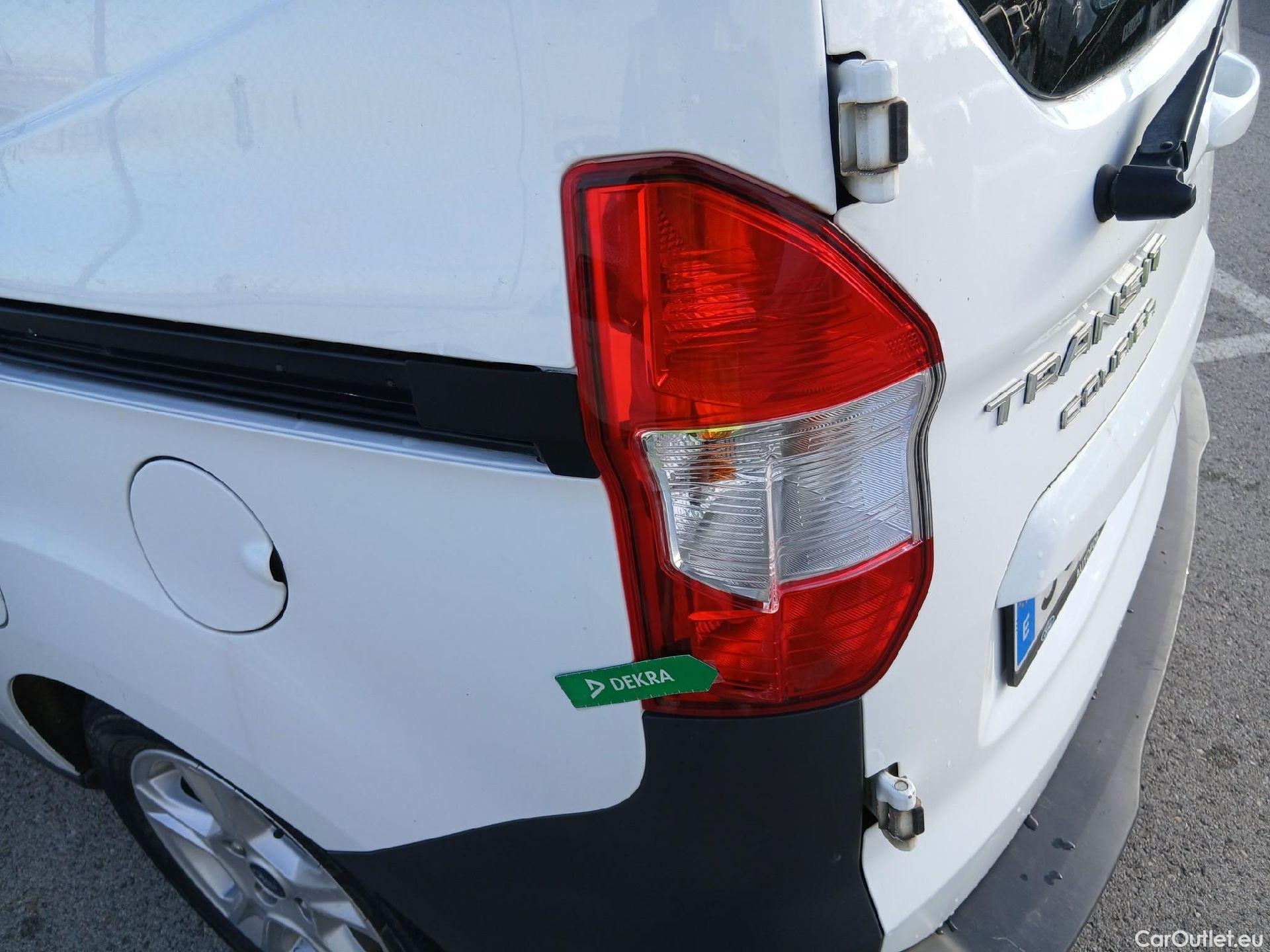  Ford  Transit Connect FORD Transit Courier / 2014 / 4P / combi Kombi 1.5 TDCi 56kW Trend #26