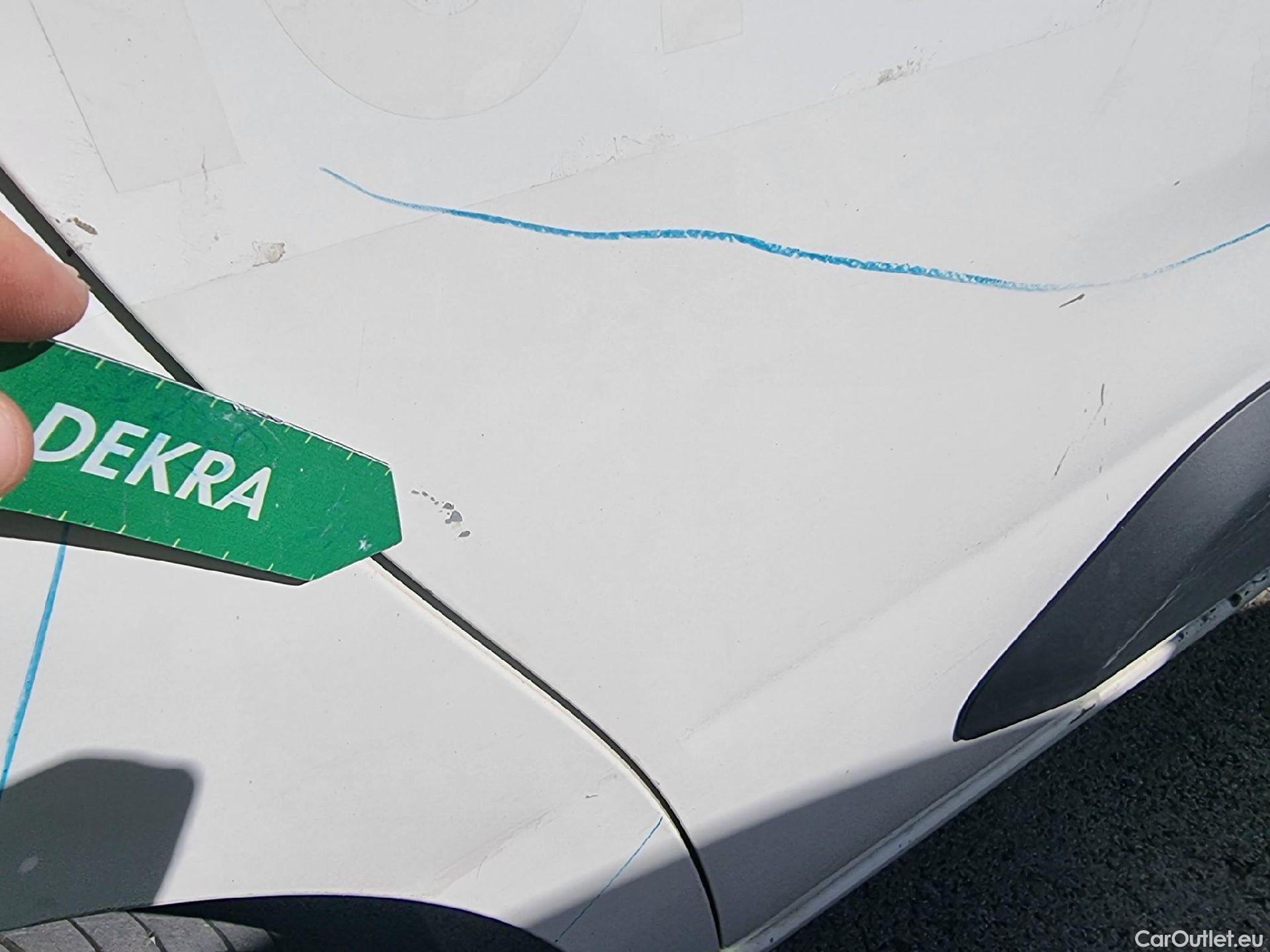  Peugeot  Partner PEUGEOT  / 2018 / 3P / furgón derivado de turismo Pro Standard 600kg BlueHDi 73kW (AC) #50