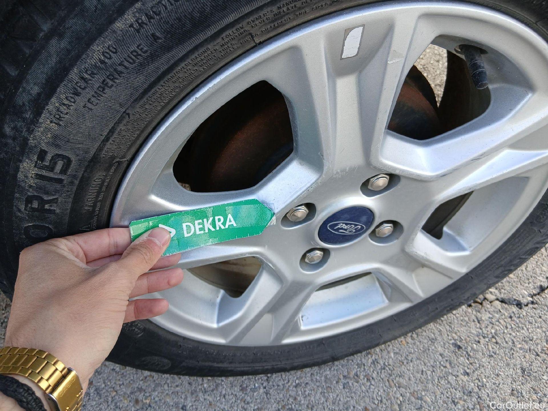  Ford  Transit Connect FORD Transit Courier / 2014 / 4P / combi Kombi 1.5 TDCi 56kW Trend #24