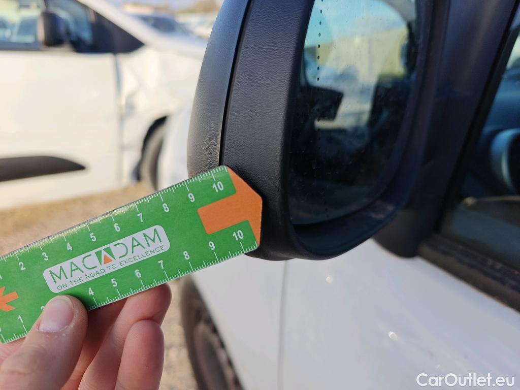  Renault  Kangoo RENAULT  Furgón/2013/3P/furgón derivado de turismo Profesional Blue dCi 70kW (95CV) (CX) #47