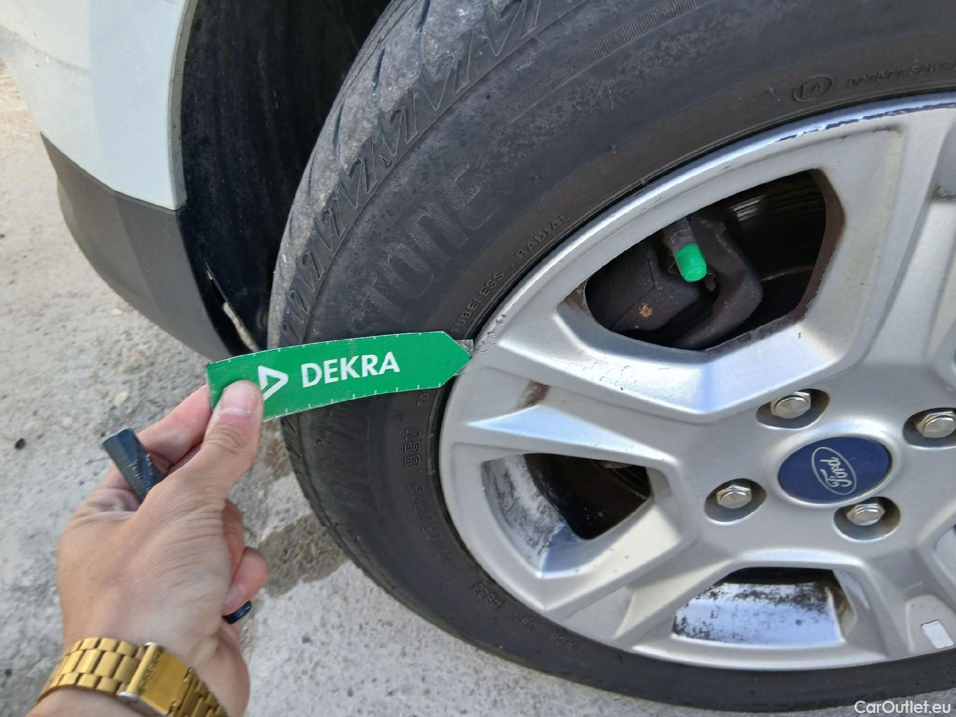  Ford  Transit Connect FORD Transit Courier / 2014 / 4P / combi Kombi 1.5 TDCi 56kW Trend #19