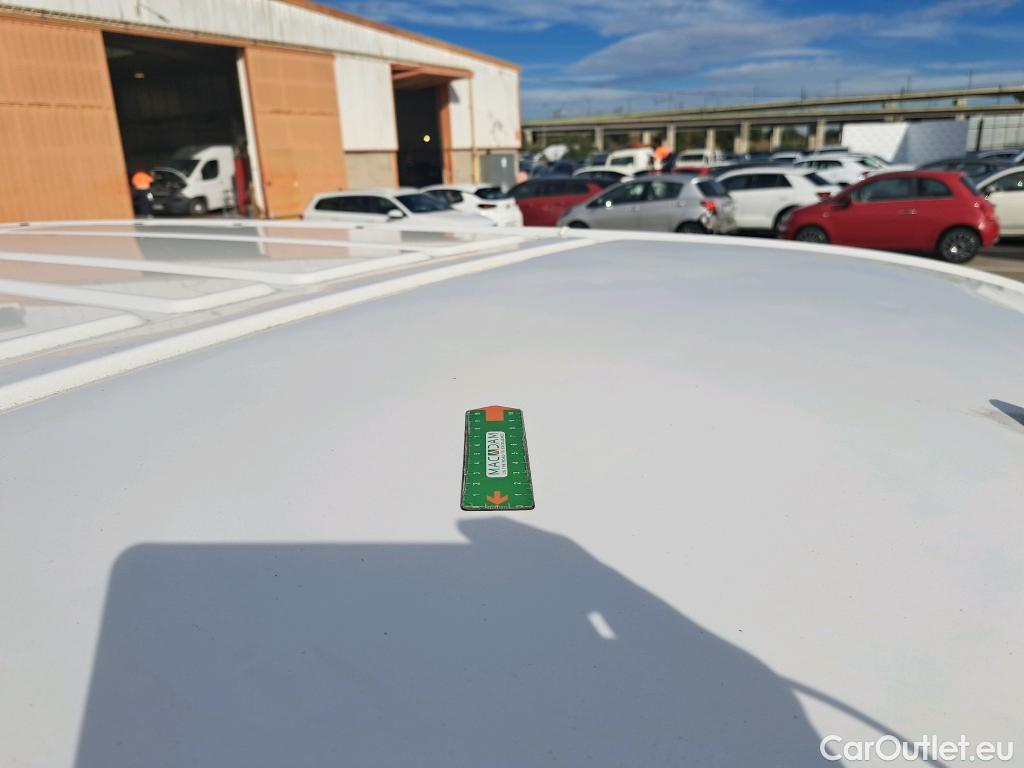  Peugeot  Expert PEUGEOT  / 2016 / 4P / furgón Furgón Premium 1.5 BlueHDi 100 Standard (AC) #3