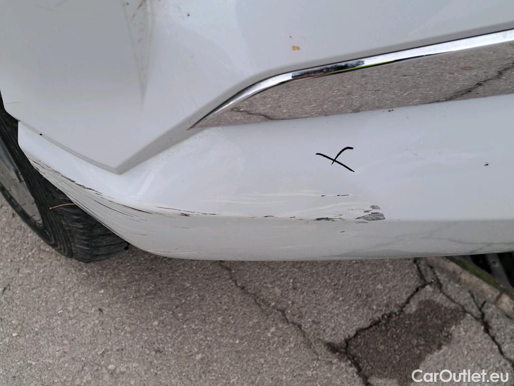  Mitsubishi  L200 MITSUBISHI  / 2019 / 4P / pickup doble cabina D/C 220 DI-D Motion Auto #14