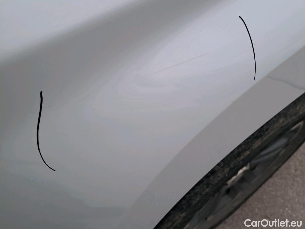  Mitsubishi  L200 MITSUBISHI  / 2019 / 4P / pickup doble cabina D/C 220 DI-D Motion Auto #18