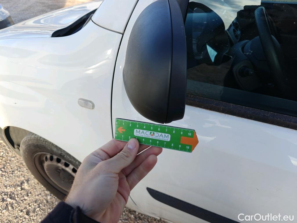  Renault  Kangoo RENAULT  Furgón/2013/3P/furgón derivado de turismo Profesional Blue dCi 70kW (95CV) (CX) #46