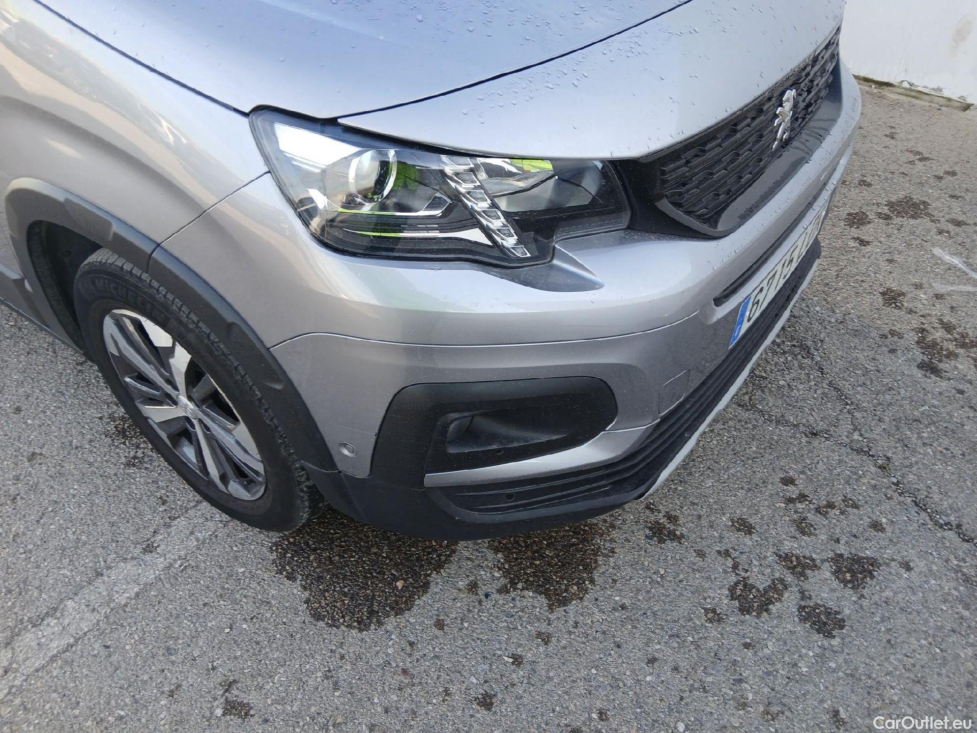  Peugeot  RIFTER PEUGEOT  / 2018 / 5P / monovolumen compacto GT Line Standard BlueHDi 96kW EAT8 #2