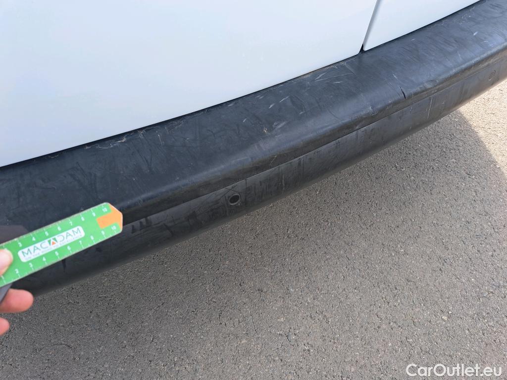  Peugeot  Expert PEUGEOT  / 2016 / 4P / furgón Furgón Premium 1.5 BlueHDi 100 Standard (AC) #26