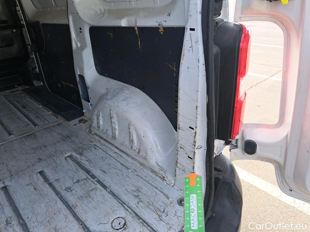  Peugeot  Expert PEUGEOT  / 2016 / 4P / furgón Furgón Premium 1.5 BlueHDi 100 Standard (AC) #10