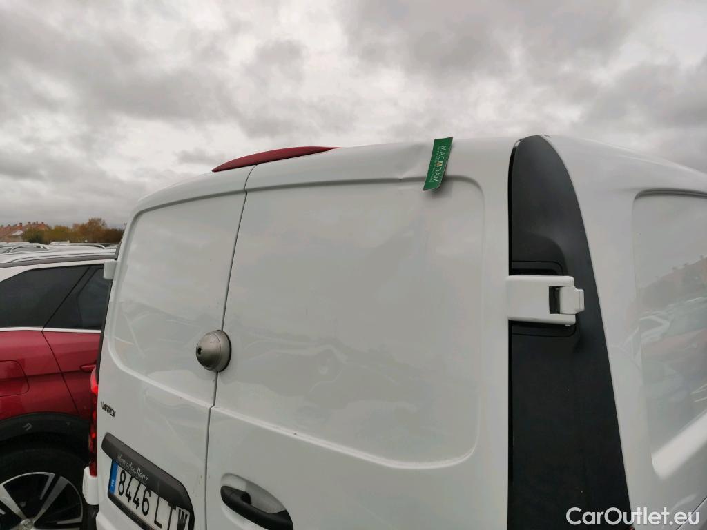  Mercedes  Vito MERCEDES-BENZ  / 2014 / 4P / furgón 114CDI 100kW furgón Pro larga #8