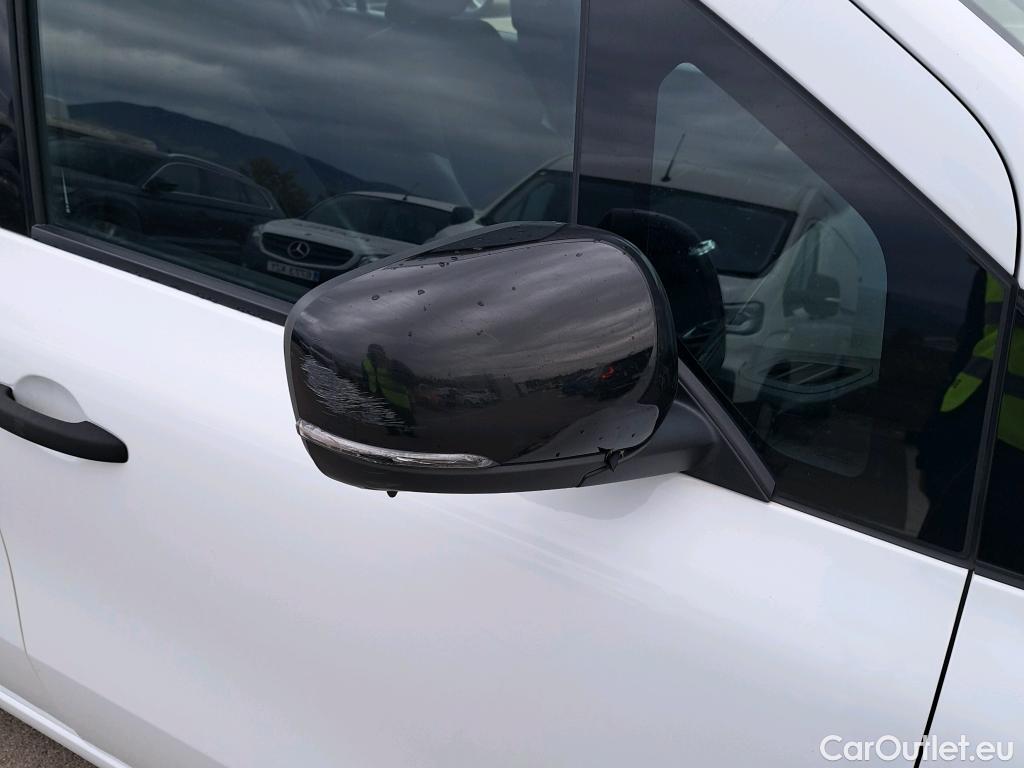  Renault  Kangoo RENAULT  Combi / 2021 / 5P / combi Life Edition One 1.5 Blue dCi 70kW(95CV) (IND)(AC) #26